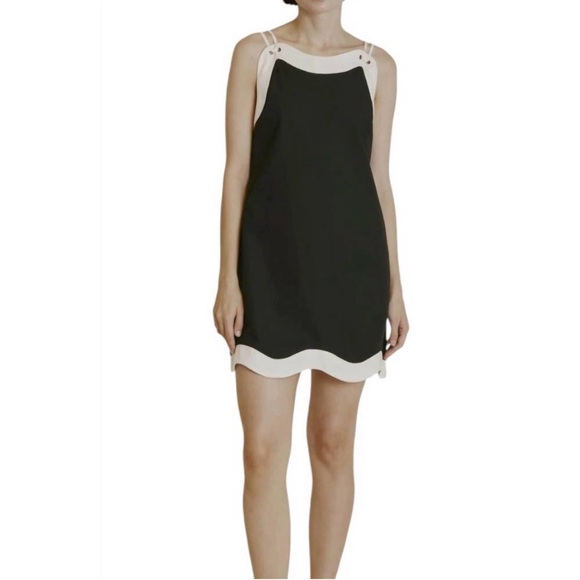 AUREUM Dresses & Skirts - AUREUM linen blend black and white wave hem mini dress lined sleeveless Small